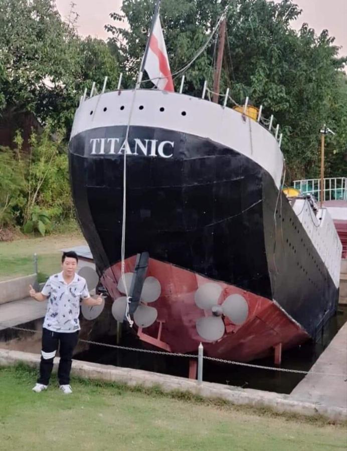 Titanic Park Bed & Breakfast Ban Bo  Bagian luar foto